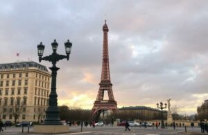 Как добраться из аэропорта в центр Парижа: практическое руководство для путешественников